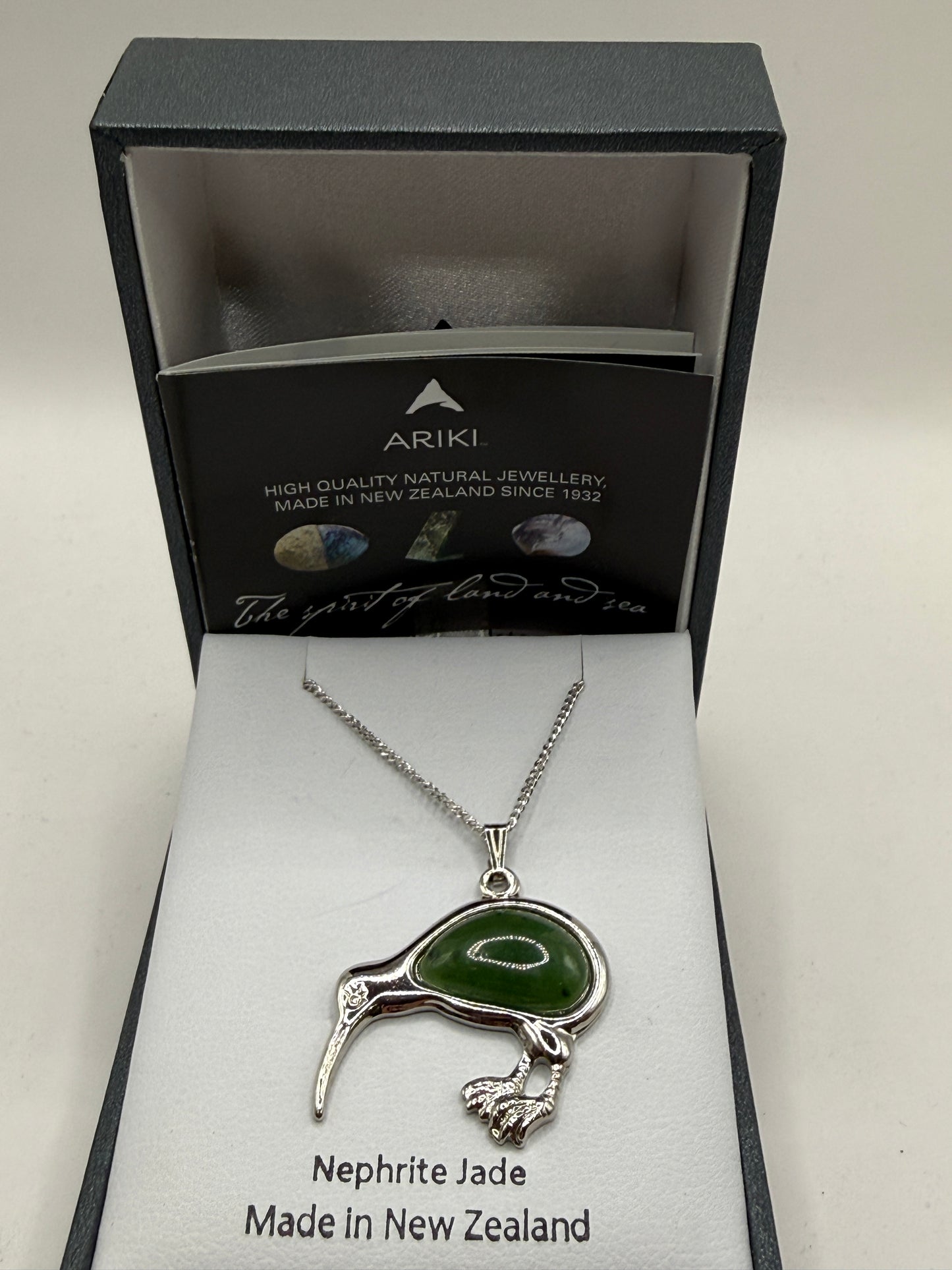 ARIKI Nephrite Jade Kiwi Pendant Necklace Palladium Plated - Used Like New Condition