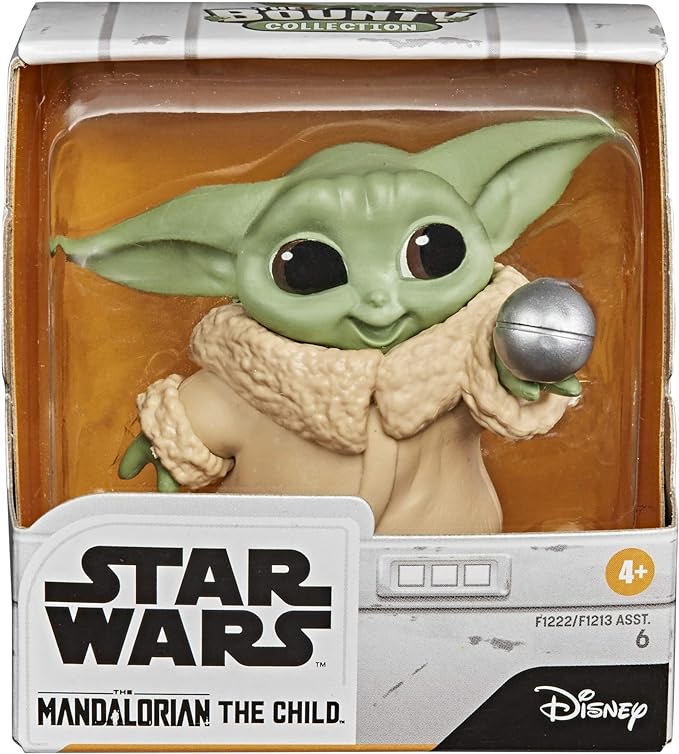 STAR WARS The Bounty Collection Series 3 The Child Figure 2.25-Inch-Scale Datapad Tablet Pose, Toys for Kids Ages 4 and Up