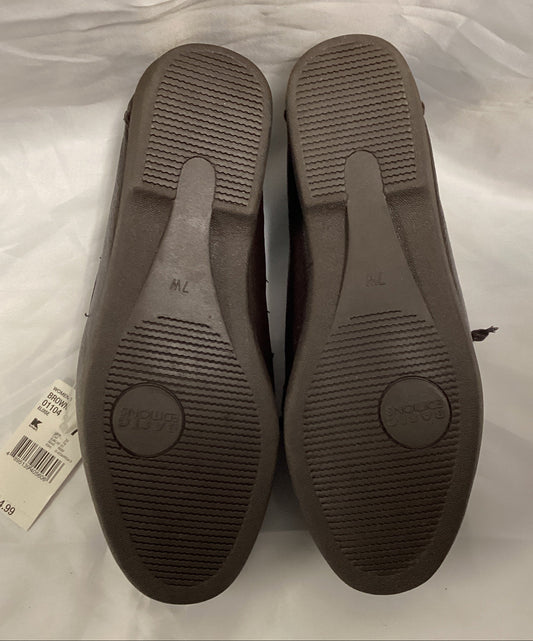 Basic Editions Women's Eloise Leather Wide Width Moccasin Brown Size 7 (Previously Owned- Like New Condition)