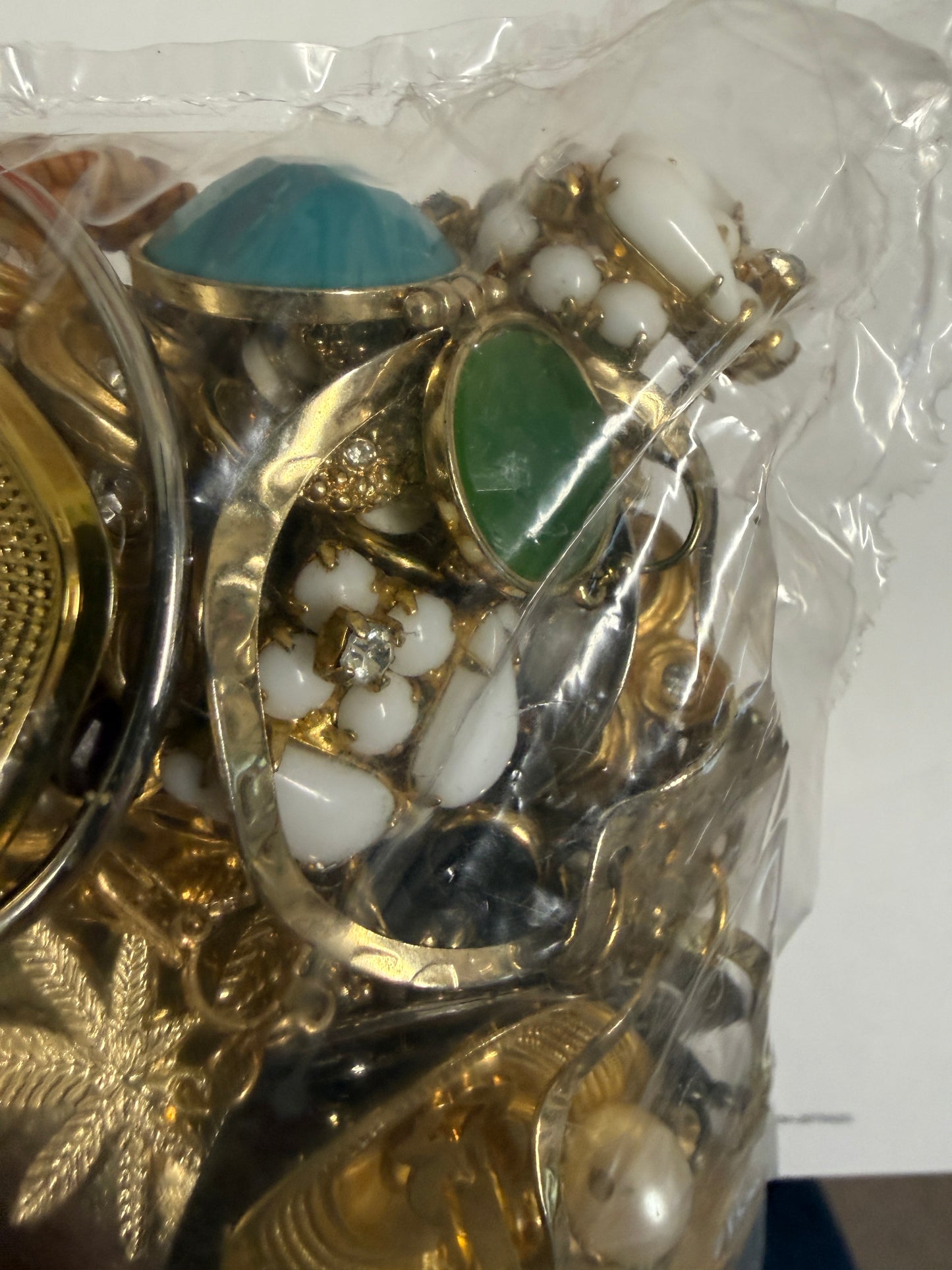 Mixed Fashion Jewelry 13oz Bag - Used