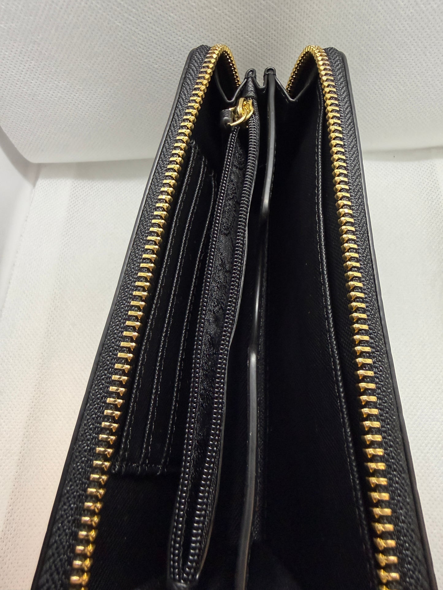 Michael Kors Black and Gold Patent Leather Woman's Wallet – Embossed MK Logo - Used