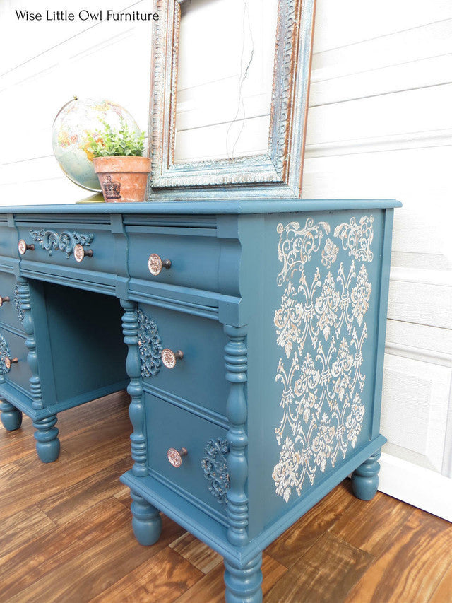 Dixie Belle - Royal Damask Stencil