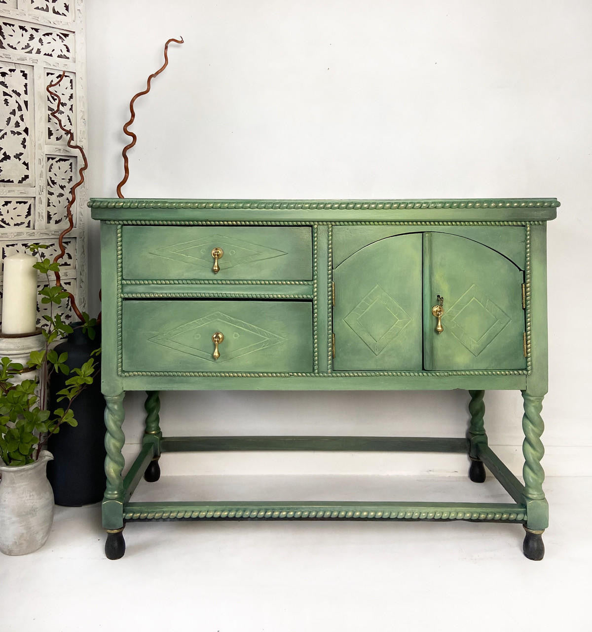 Dixie Belle - Limeade - Chalk Paint 16 oz