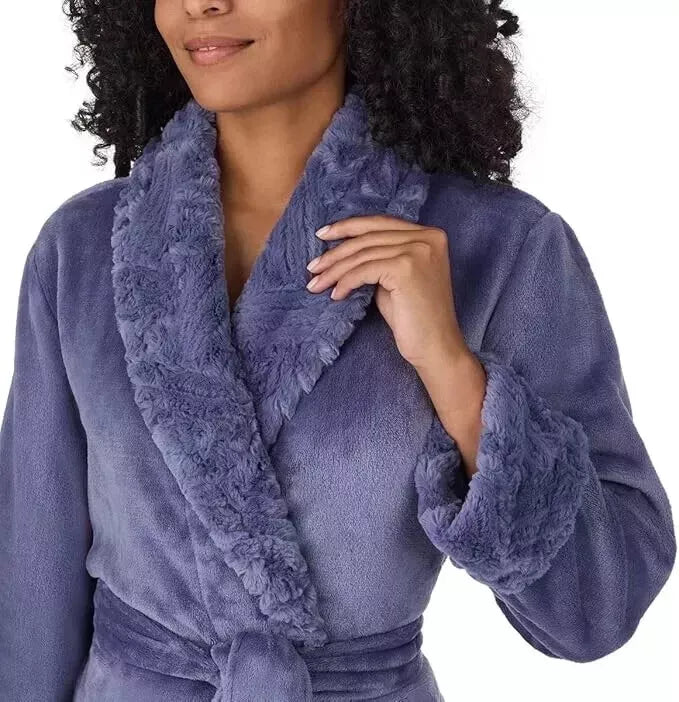 Carole Hochman Ladies’ Plush Robe Silky soft and plush Polyester Size Large