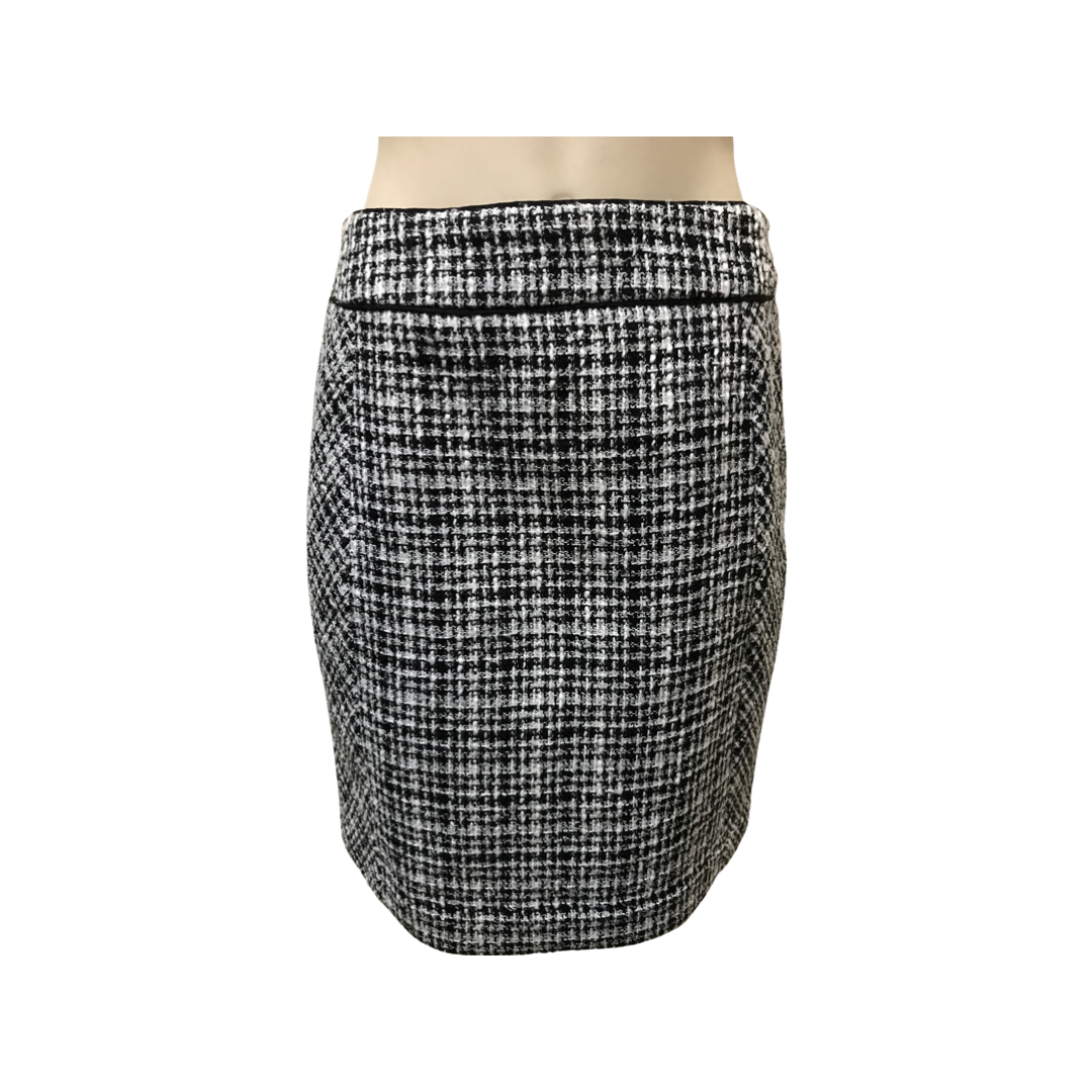 Plaid skirt white house black market sale