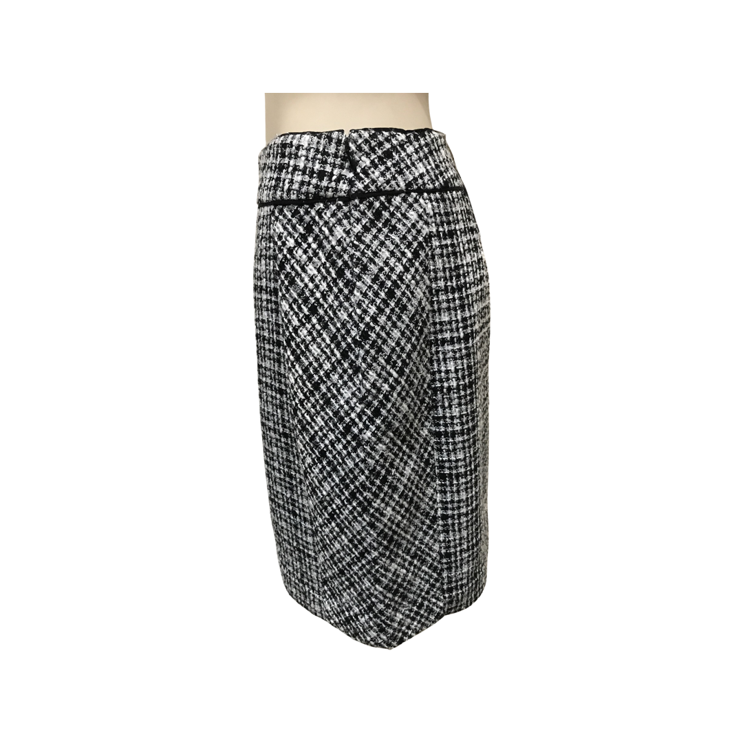 White House Black Market Skirt
