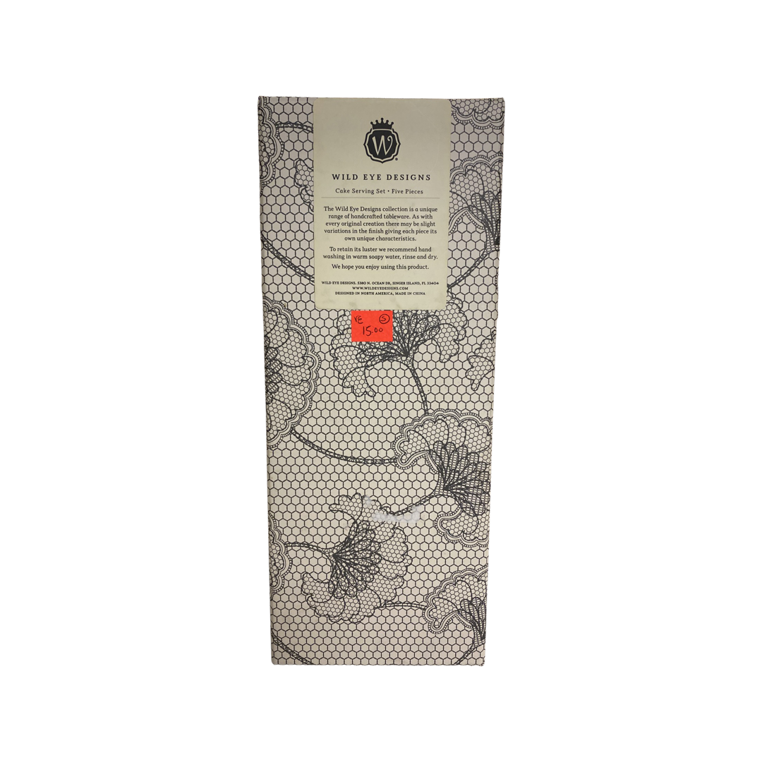 Wild Eye Designs cake serving set