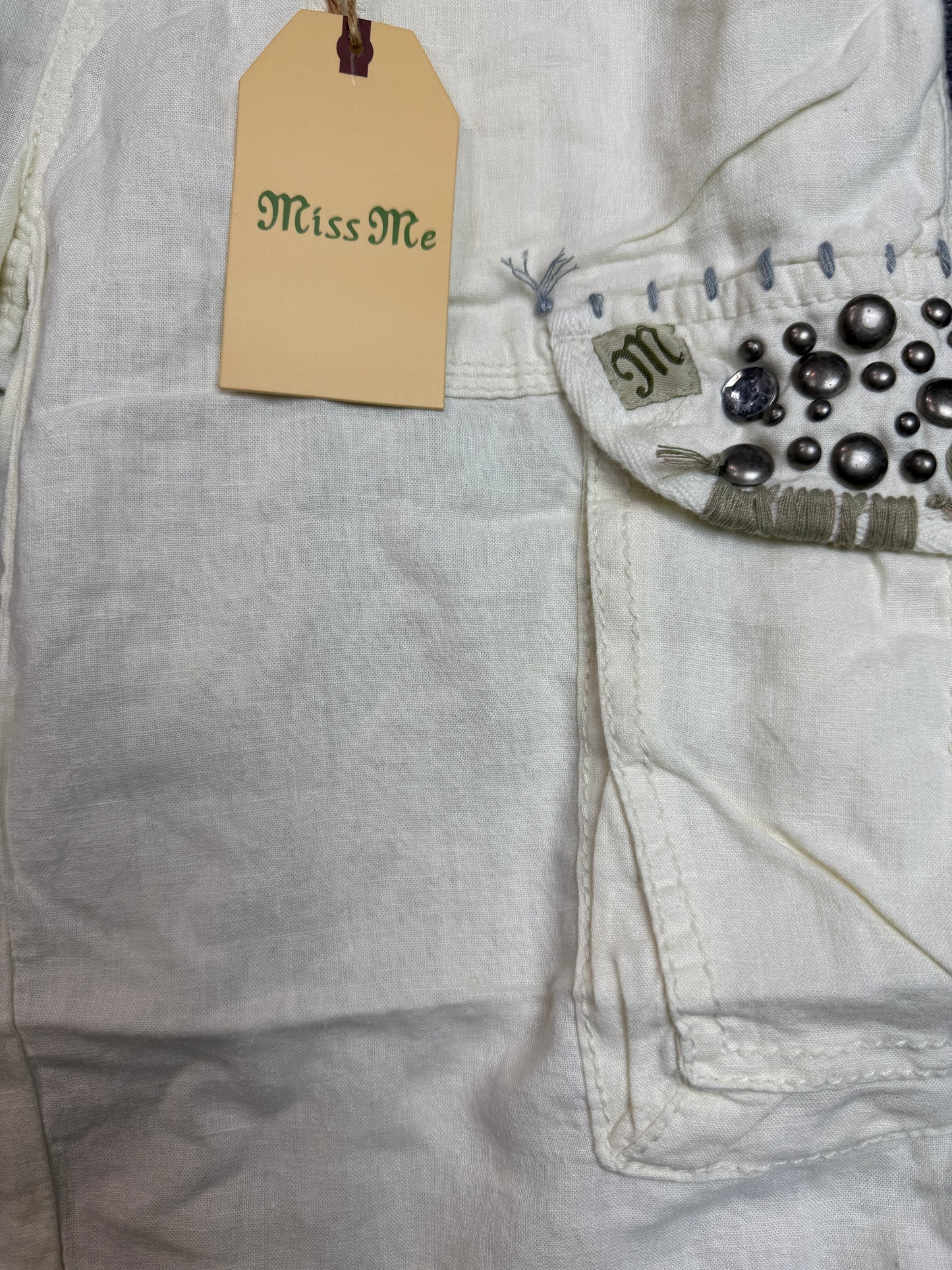 Miss Me Summer Linen Bermuda Shorts With Lace And Green Floral Belt Rhinestone Pockets