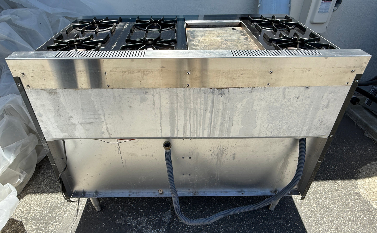 Viking Professional 6 Burner Range with Griddle
