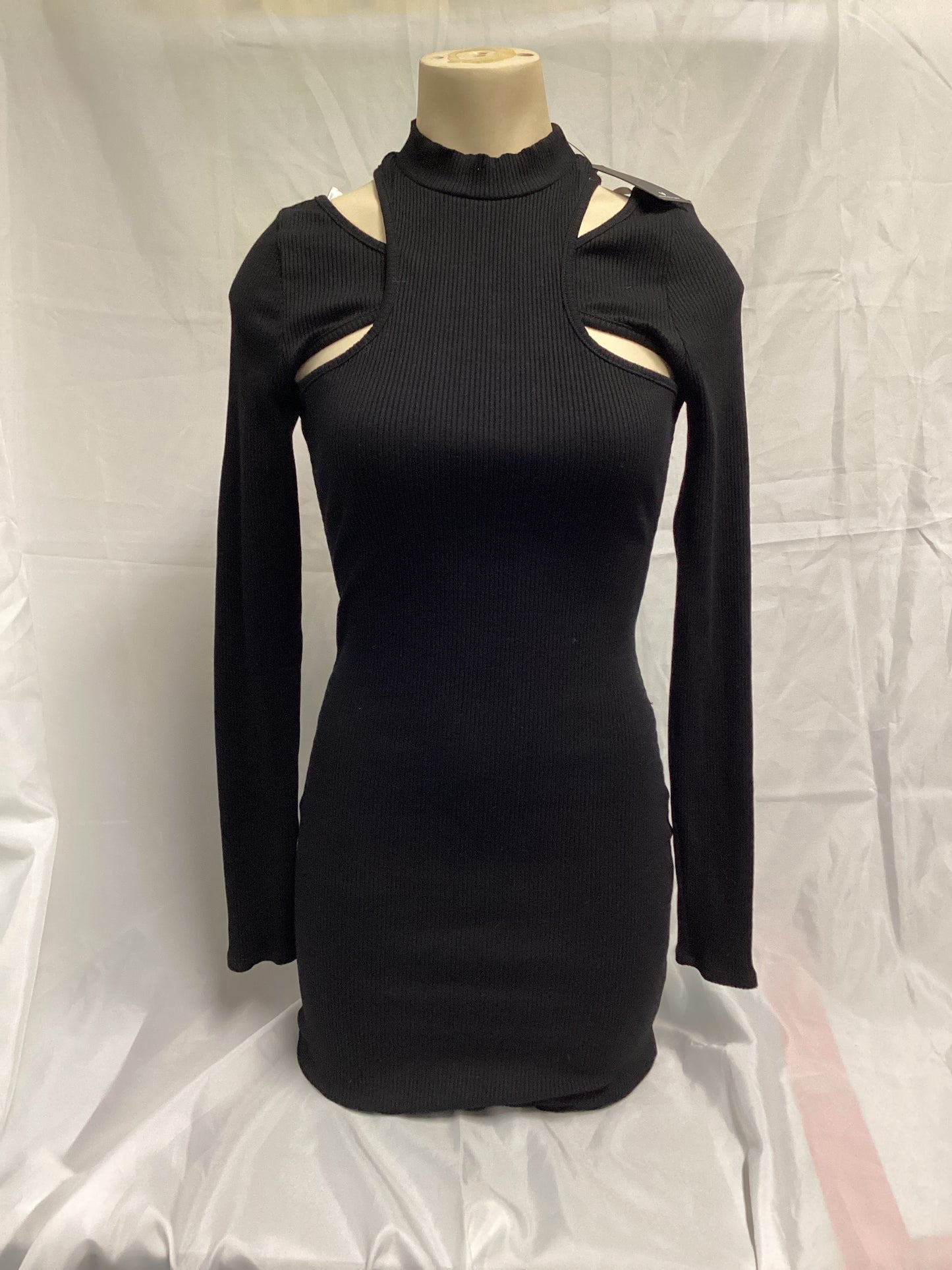 Lulus Bodycon Mock Neck Long Sleeve Black Dress Size M (Previously Own Second Chance Thrift Store - Bridge Lulus Bodycon Mock Neck Long Sleeve Black Dress Size M (Previously Own Second Chance Thrift Store - Bridge