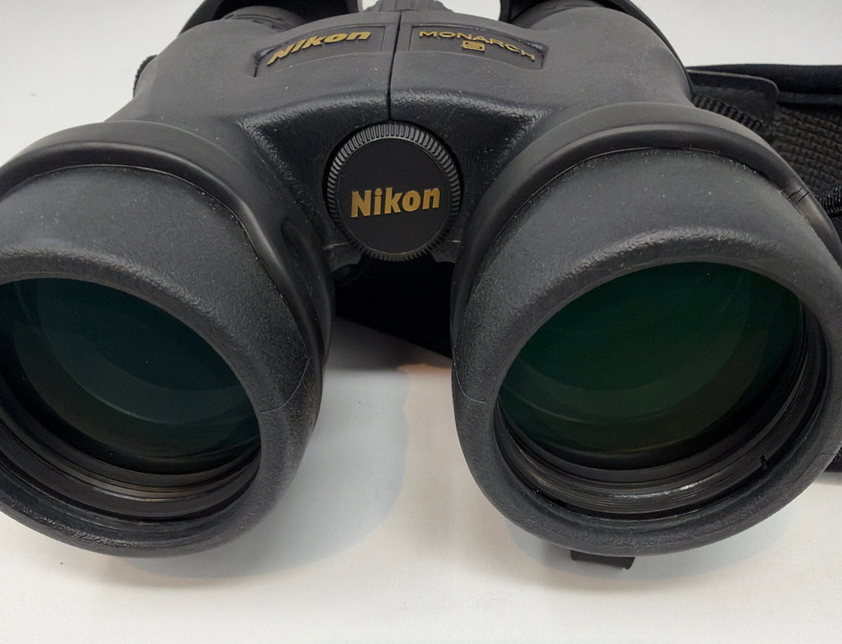 Nikon Monarch 5 M511 8X42 Waterproof Binoculars