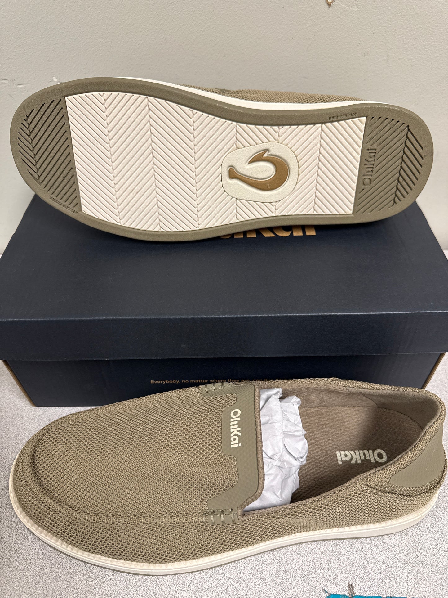 Olukai Men's Kakaha Mesh Clay Clay 10.5 NWT
