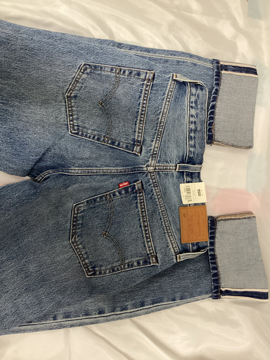 Levi's 501 Original High Rise Fitted Straight Leg 24x32 (Previously Owned- Like New Condition)