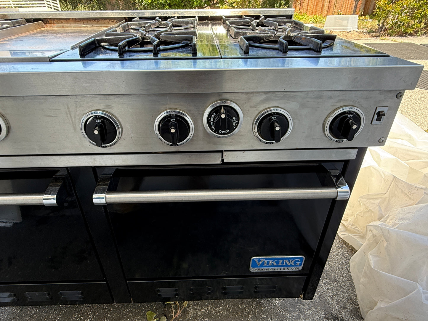 Viking Professional 6 Burner Range with Griddle