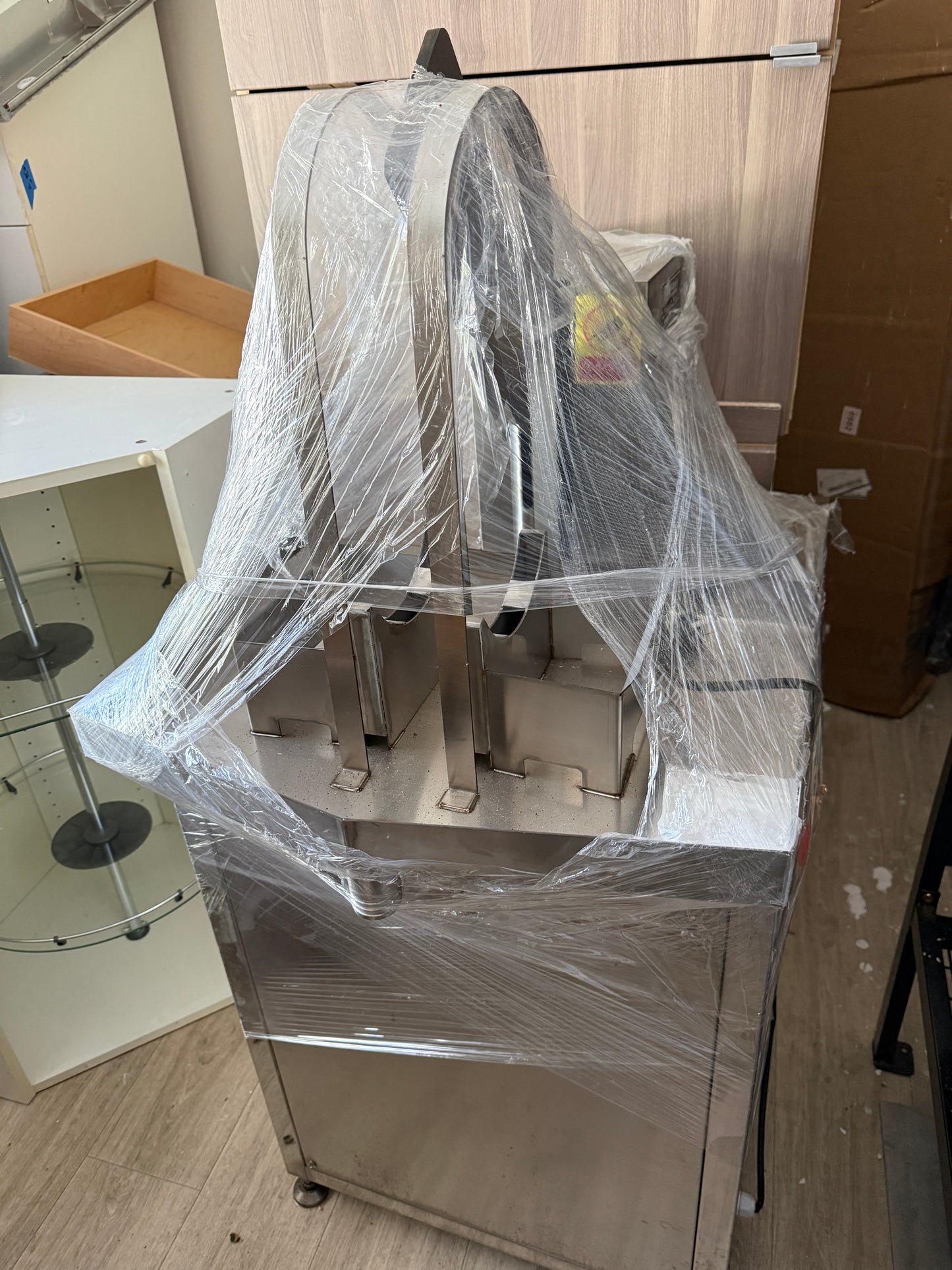 Commercial Coconut Cutter & Milk Extractor Machine