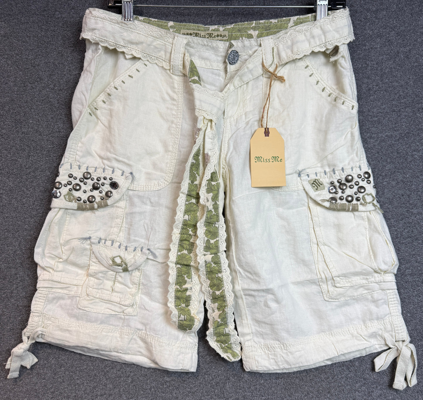 Miss Me Summer Linen Bermuda Shorts With Lace And Green Floral Belt Rhinestone Pockets