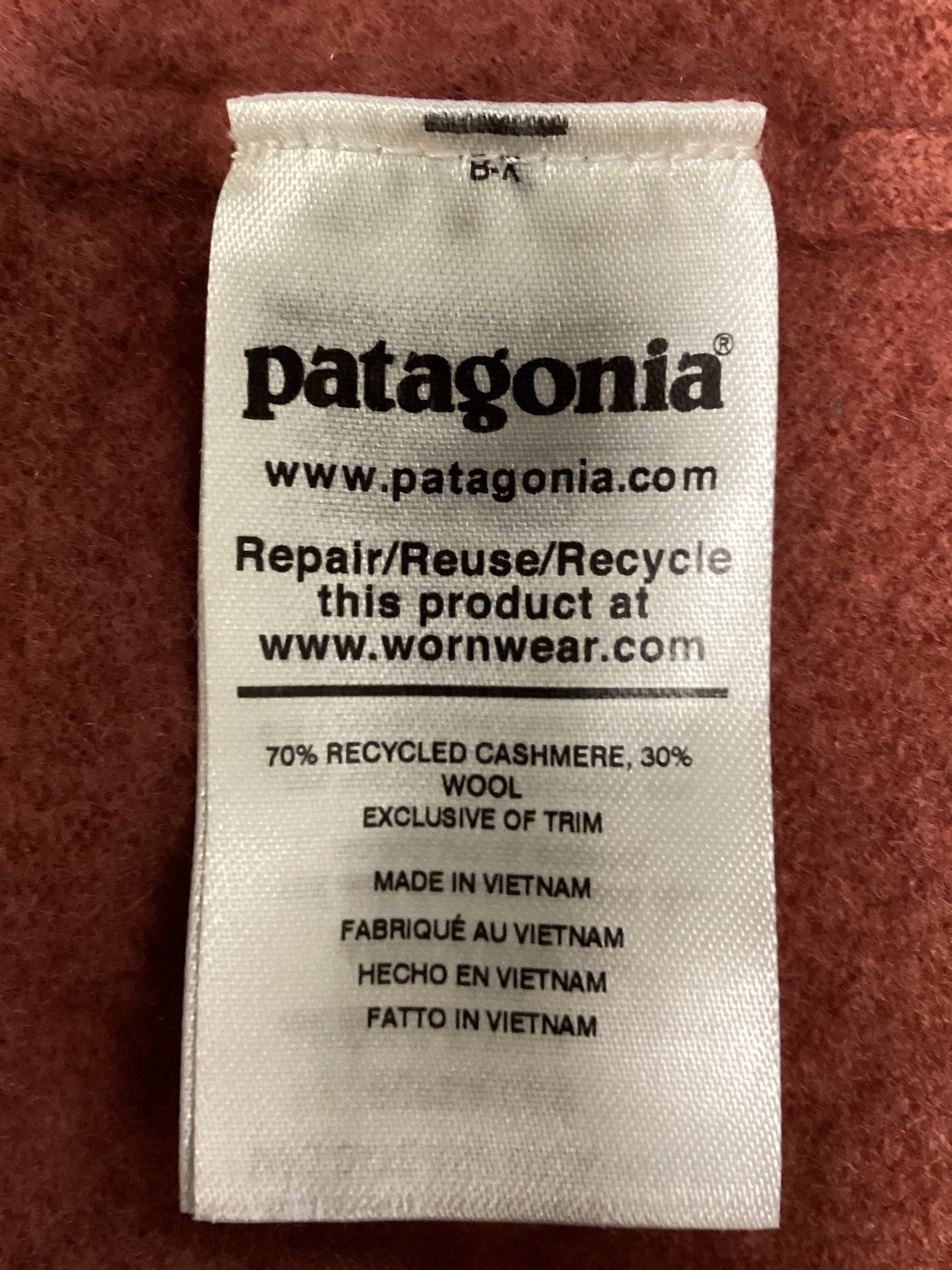 Patagonia Women's Cashmere and Wool V-neck Sweater Red Size XL (Previously Owned)