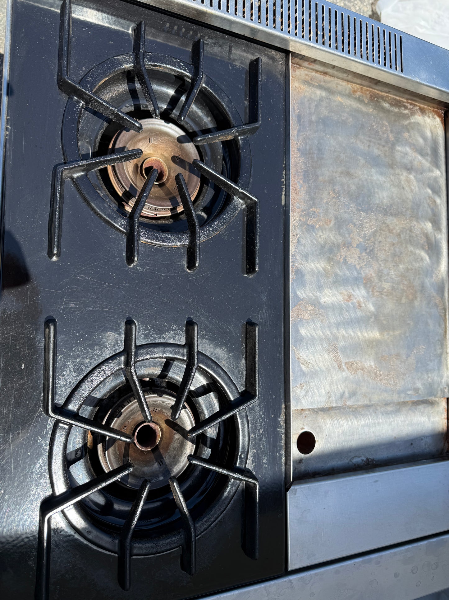 Viking Professional 6 Burner Range with Griddle