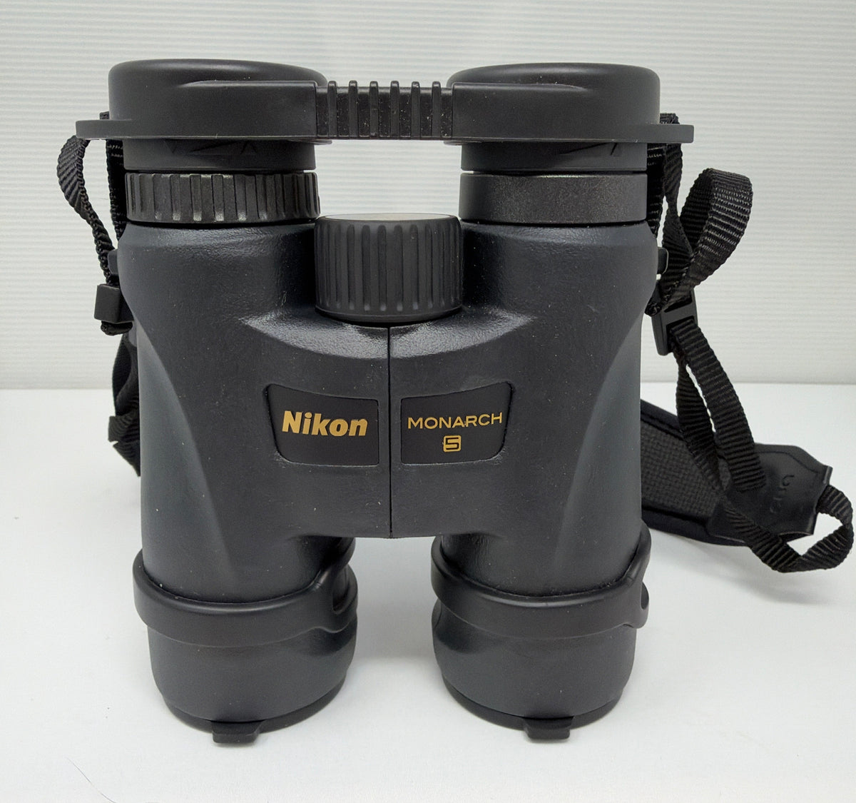 Nikon Monarch 5 M511 8X42 Waterproof Binoculars