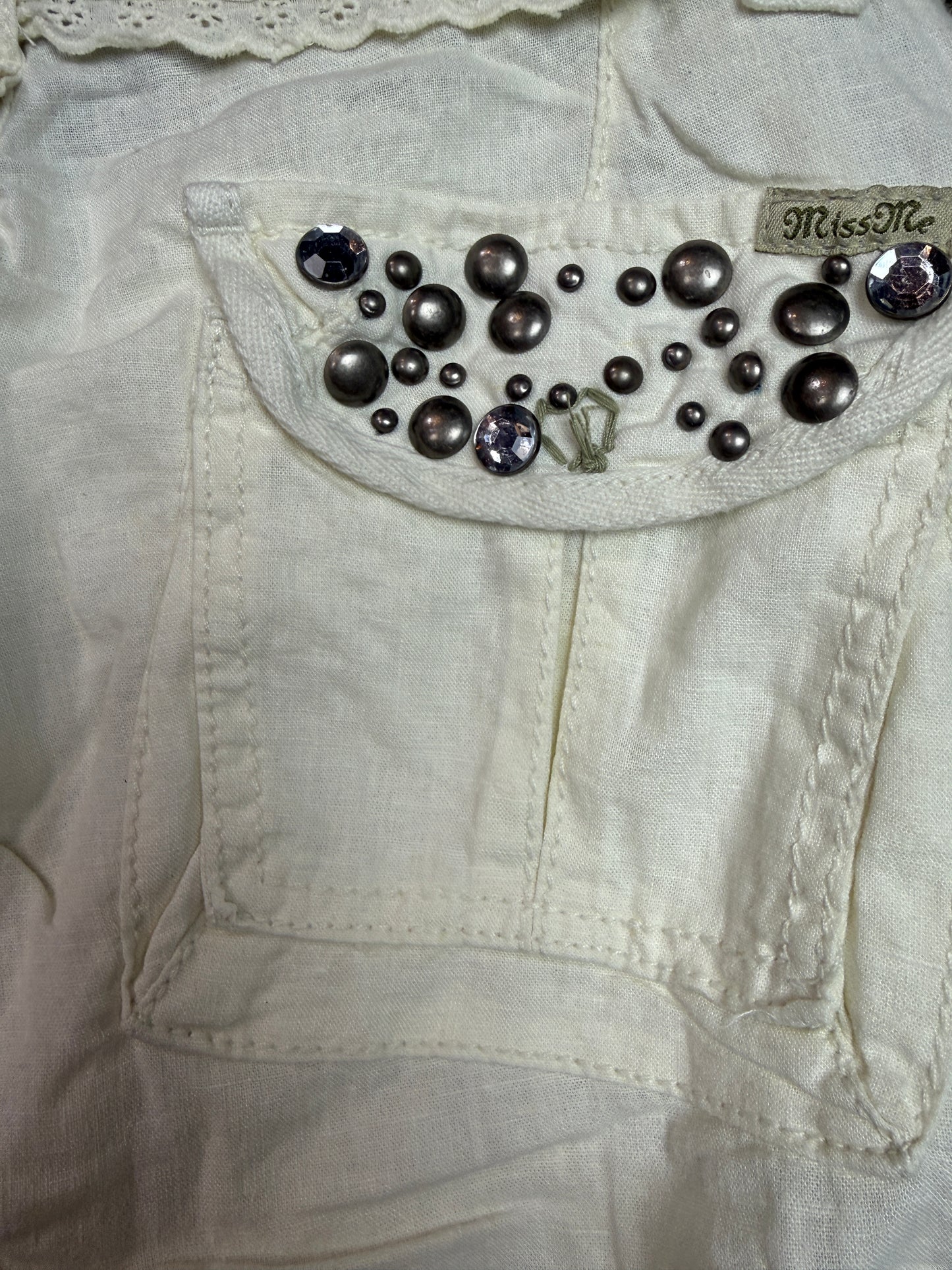 Miss Me Summer Linen Bermuda Shorts With Lace And Green Floral Belt Rhinestone Pockets