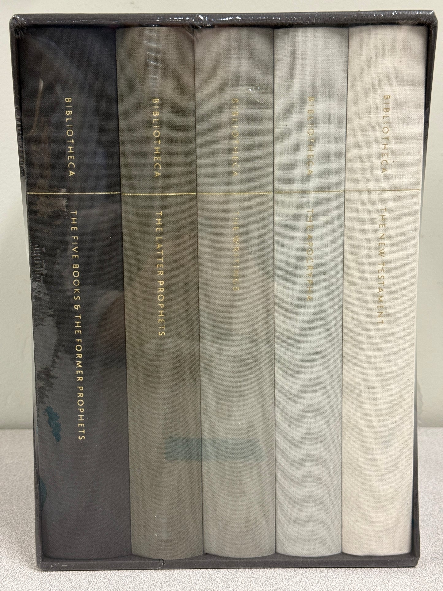 Bibliotheca: Complete Multi-volume Reader's Bible Clothbound Set, 5 Volumes (Including the Apocrypha)
