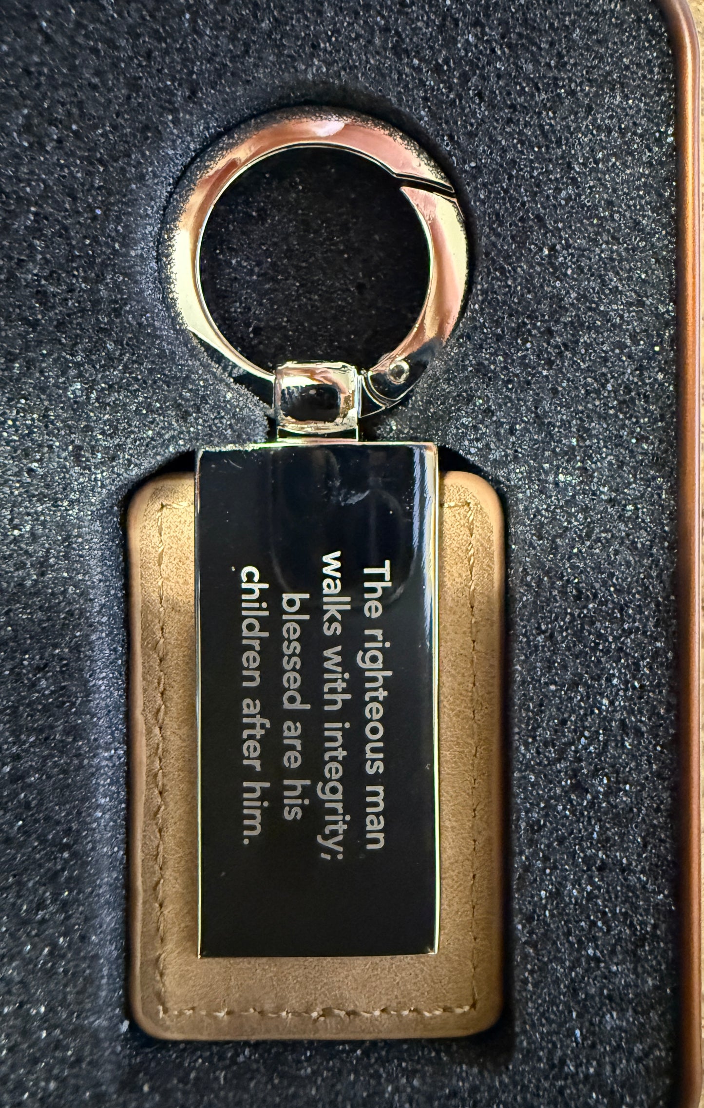 Proverbs 20:7 - Righteous Man - Key Ring