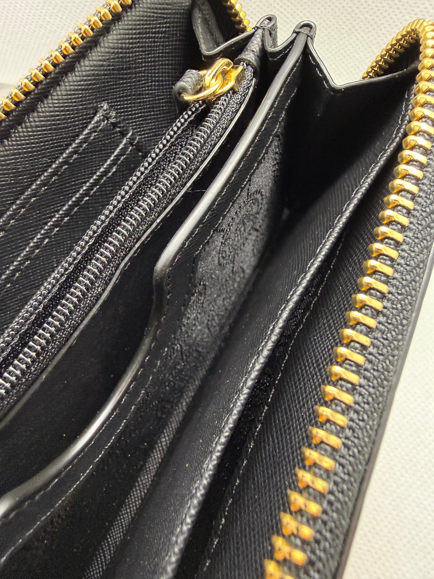 Michael Kors Black and Gold Patent Leather Woman's Wallet – Embossed MK Logo - Used