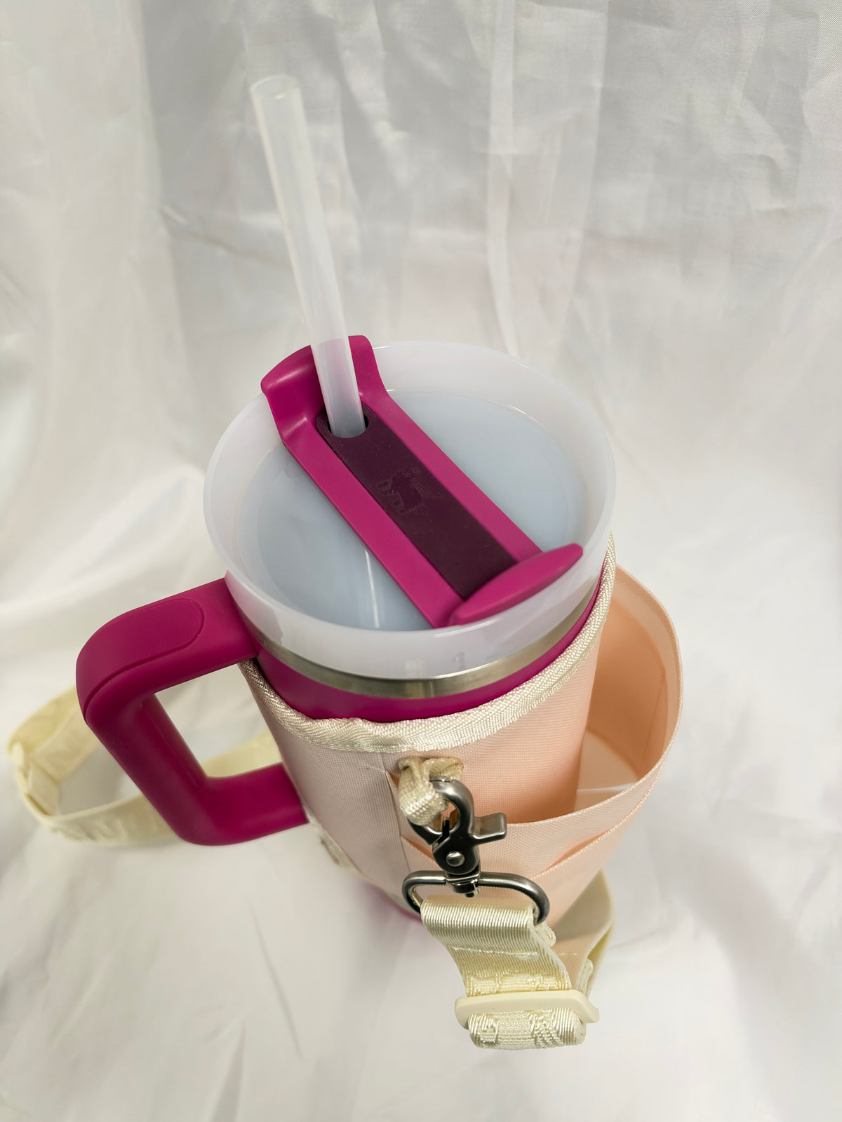 Stanley 40 oz Quencher Tumbler (Fuchsia Pink) & Quencher Wrap Carry All (Rose Quartz) Combo